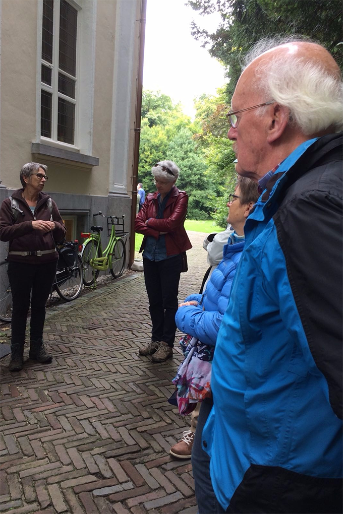  Uistapje 2017, rondleiding in de natuur en uitleg van de natuur. 